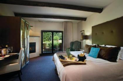 El Monte Sagrado Resort & Spa - image 5