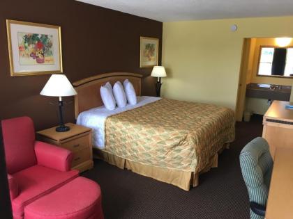 Budget inn Tarboro - image 6