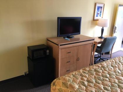 Budget inn Tarboro - image 8