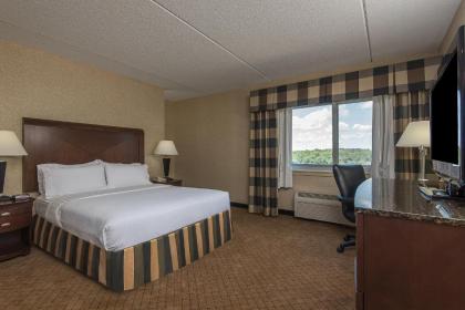 Holiday Inn Taunton-Foxboro Area an IHG Hotel - image 10