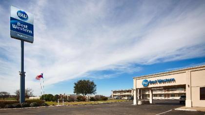 Best Western Taylor Inn - image 11