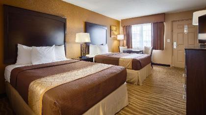 Best Western Taylor Inn - image 5