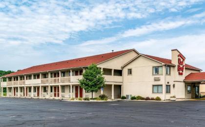 Red Roof Inn Columbus - Taylorsville - image 4