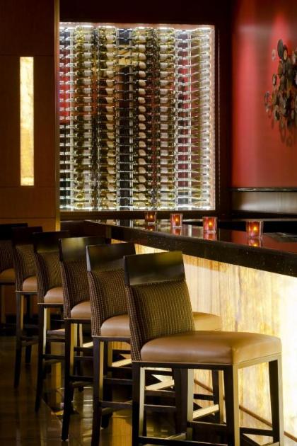 Teaneck Marriott at Glenpointe - image 3
