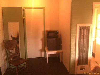 Ranch Motel - image 5