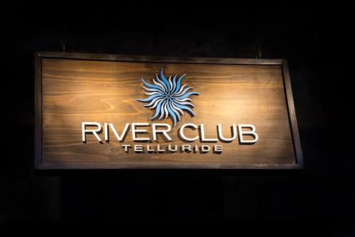 River Club - image 5