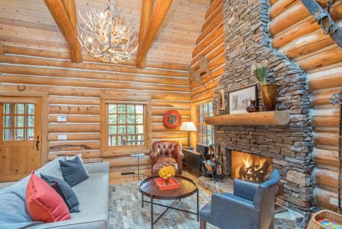 YELLOW BRICK CABIN by Exceptional Stays - image 3