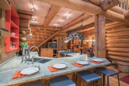 YELLOW BRICK CABIN by Exceptional Stays - image 5