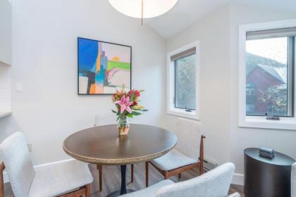 LULU LUXE by Exceptional Stays - image 10