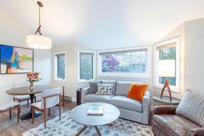 LULU LUXE by Exceptional Stays - image 12