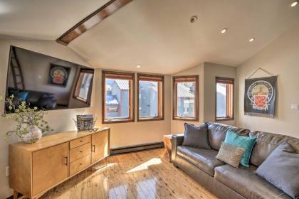 Bright Downtown Telluride Condo Steps to Lift! - image 3