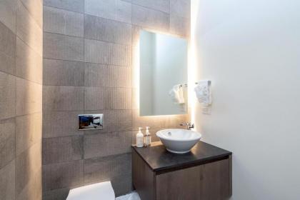 SAN JUAN 103 AT TRANSFER by Exceptional Stays - image 12