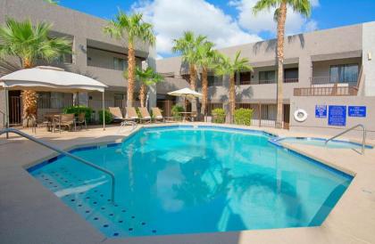 Hotel Tempe/Phoenix Airport InnSuites Hotel & Suites - image 3