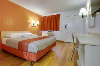 Motel 6-Tempe AZ - Scottsdale South - image 3