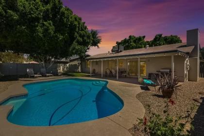 tempe Remodel w Sparkling Pool and Game Room tempe Arizona