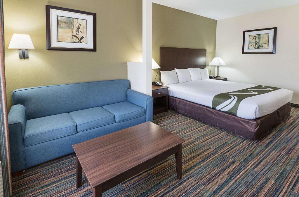 Quality Suites Temple - image 7
