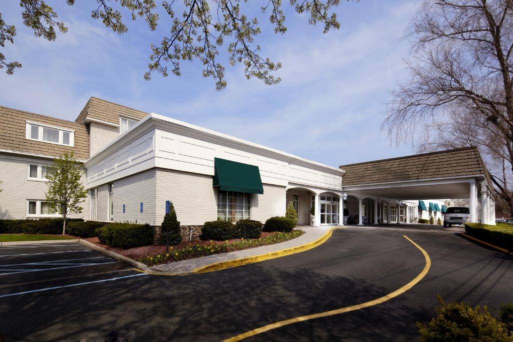 Clinton Inn Hotel Tenafly - main image