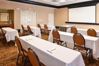 Hilton Garden Inn Terre Haute - image 15