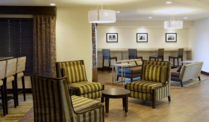 Hampton Inn Terre Haute - image 12