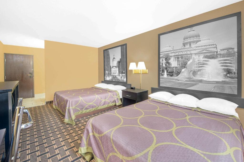 Super 8 by Wyndham Terre Haute - image 4