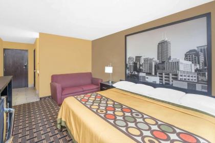 Super 8 by Wyndham Terre Haute - image 7