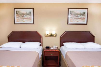 Travelodge by Wyndham Terre Haute - image 13