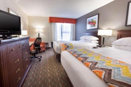 Pear Tree Inn Terre Haute - image 8