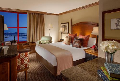 Snake River Lodge And Spa - image 3