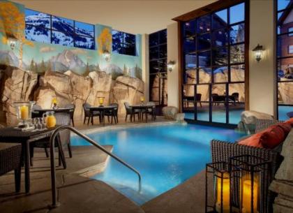 Snake River Lodge And Spa - image 9