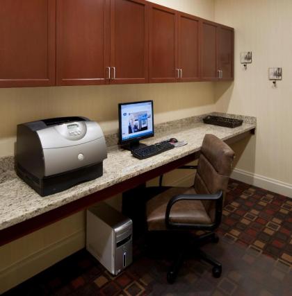 Hampton Inn & Suites Texarkana - image 12