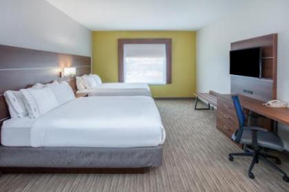 Holiday Inn Express Hotel and Suites Texarkana an IHG Hotel - image 9