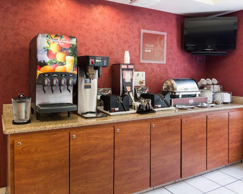 Comfort Suites Texarkana - image 7