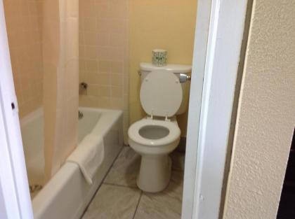 Executive Inn Texarkana - image 10