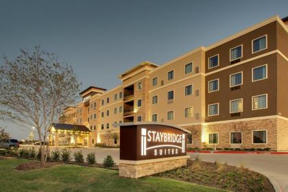 Hotel in the Colony Texas