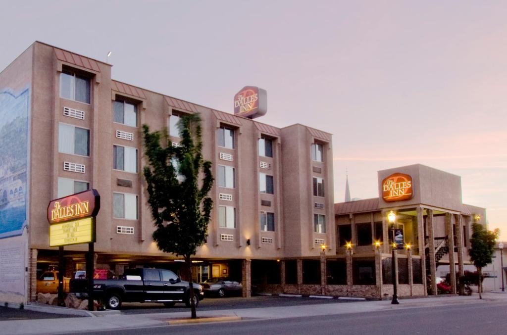 The Dalles Inn - main image
