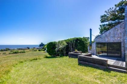 the Glass House the Sea Ranch