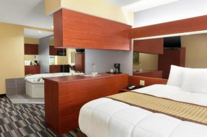 Microtel Inn & Suites by Wyndham Thomasville/High Point/Lexi - image 10