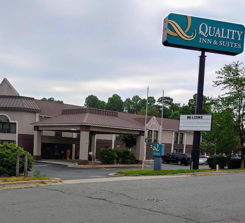 Quality Inn & Suites Thomasville - image 3