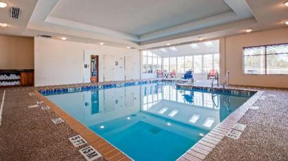 Best Western Rose City Conference Center Inn - image 12