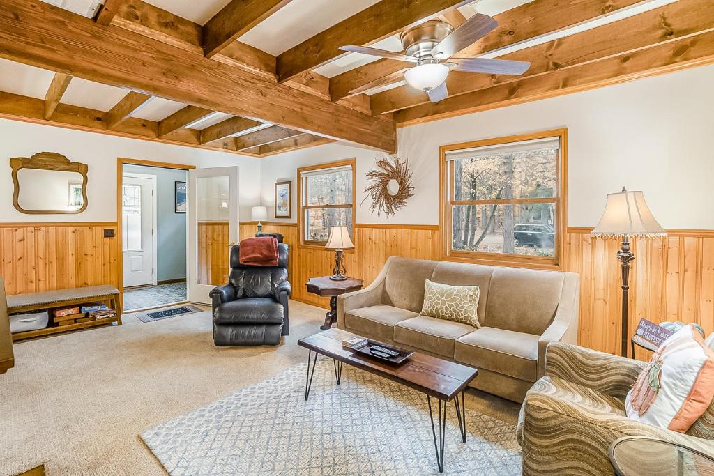 Saltbox - main image