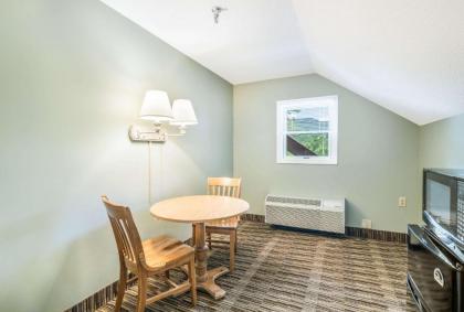 The Valley Inn Ascend Hotel Collection - image 12