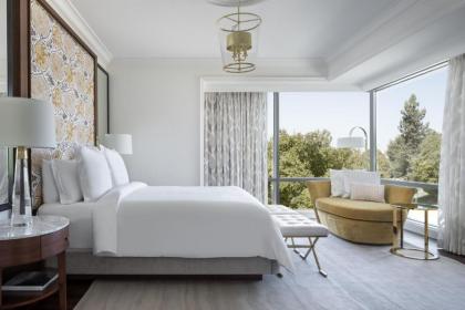 Four Seasons Hotel Westlake Village - image 15