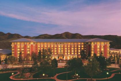 Four Seasons Hotel Westlake Village - image 8