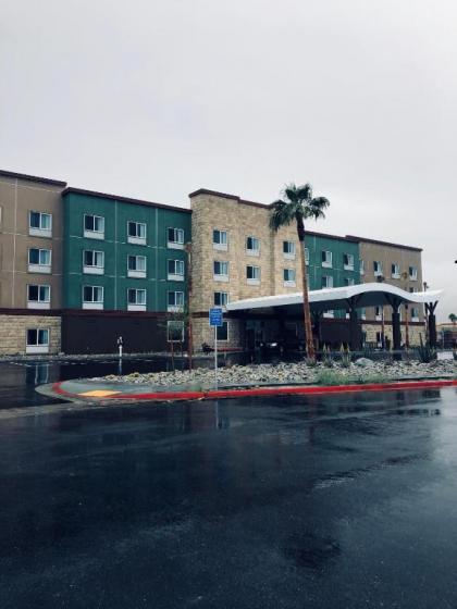 Best Western Plus Desert View Inn & Suites - image 10