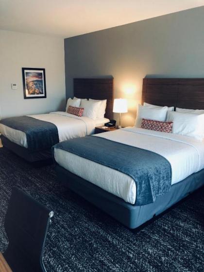 Best Western Plus Desert View Inn & Suites - image 12