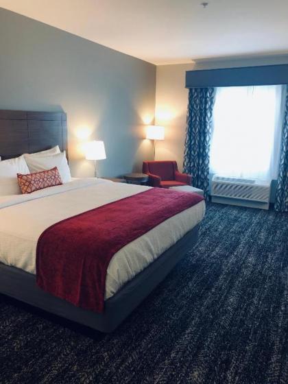 Best Western Plus Desert View Inn & Suites - image 8
