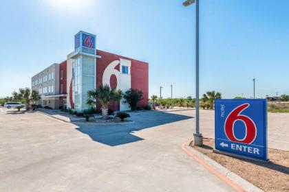 motel 6 three Rivers tX three Rivers