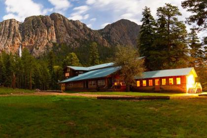 Corkins Lodge tierra Amarilla New Mexico