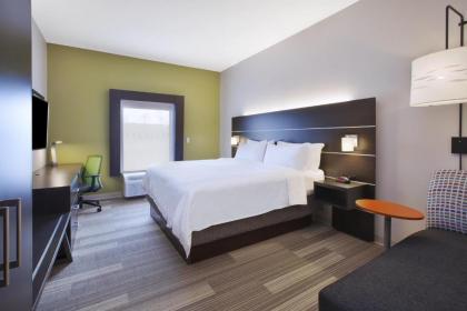 Holiday Inn Express Tiffin an IHG Hotel - image 11