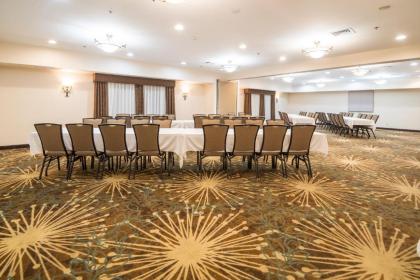 Hampton Inn Tiffin - image 14